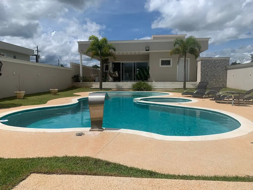 Country house in Pardinho - Image 1