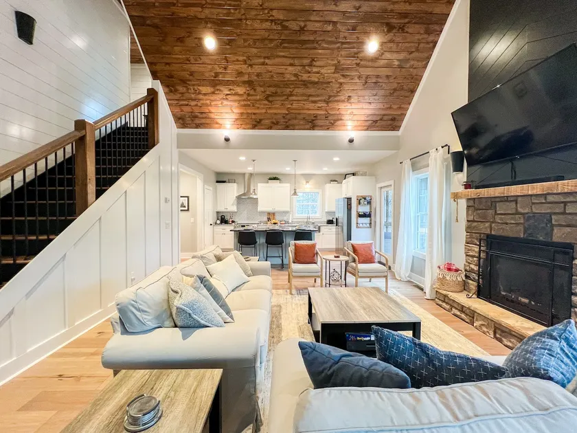 NEW Modern Cabin Close to Helen | Wineries - Image 1