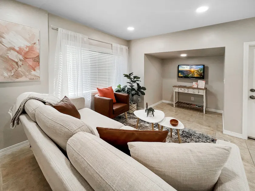 Idaho Adventure Cottage- Located in Jerome ID - Image 1