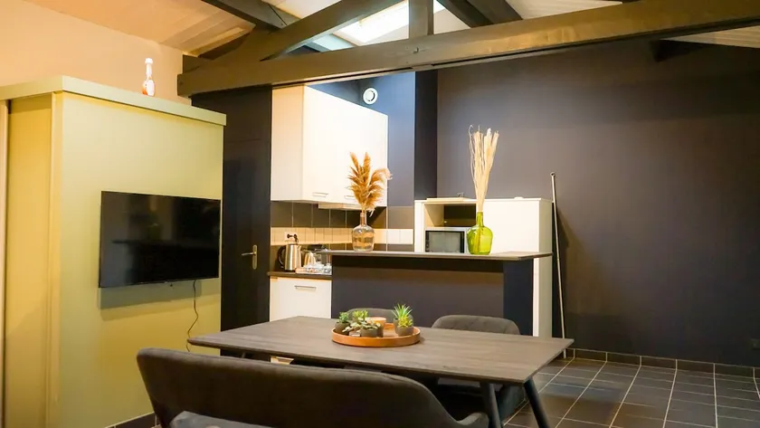 Tropez' - Downtown - Air conditioning - Parking - Image 1