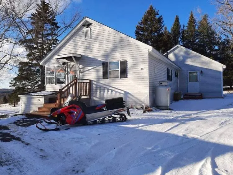 Snowmobiling, Hunting, Vacationing Home - Image 1