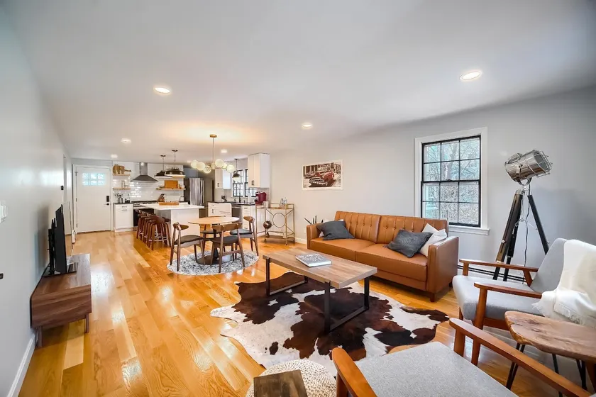 College Hill Modern Gem - Image 1