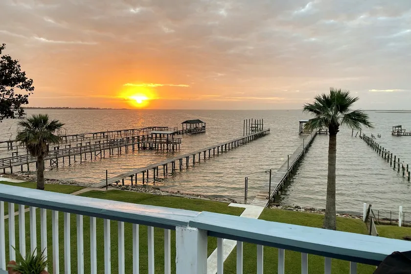 BaybreezeGetAway - Image 1