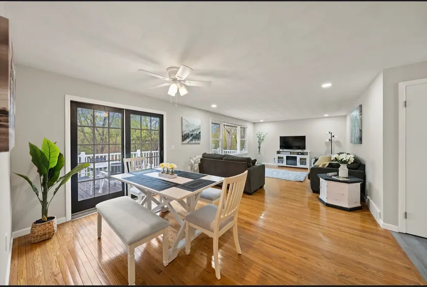 Fresh, fabulous home on 4 acres! - Image 1