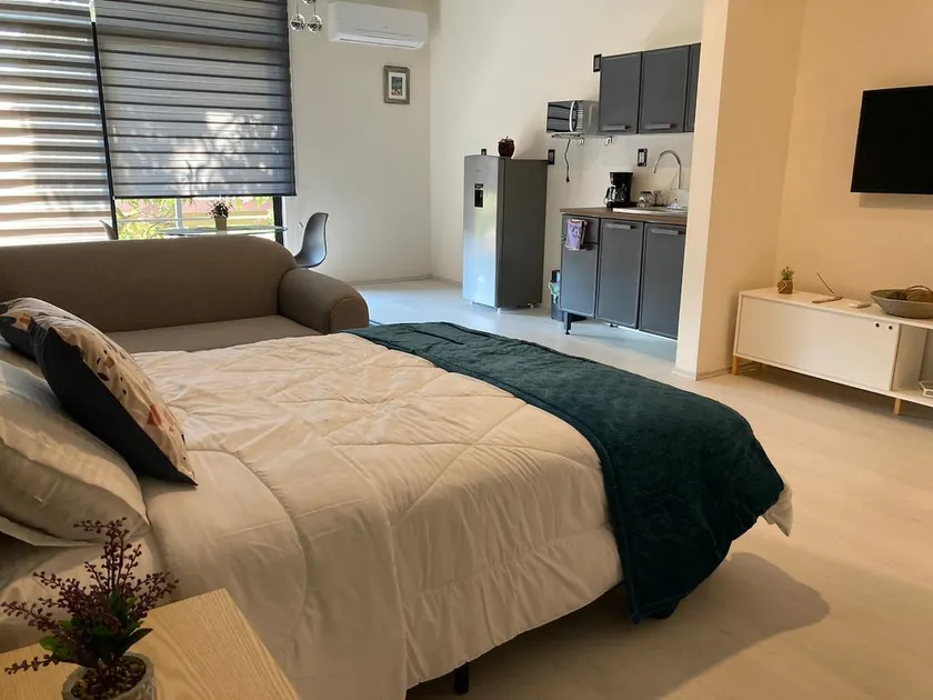 Comfortable airport apartment (Apt.3) - Image 1