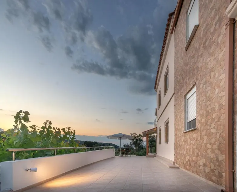 Olea Stone House near the sea - Image 1