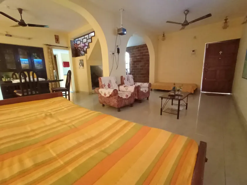 Large 2BHK AC Homestay by Bollywood celeb - Image 1