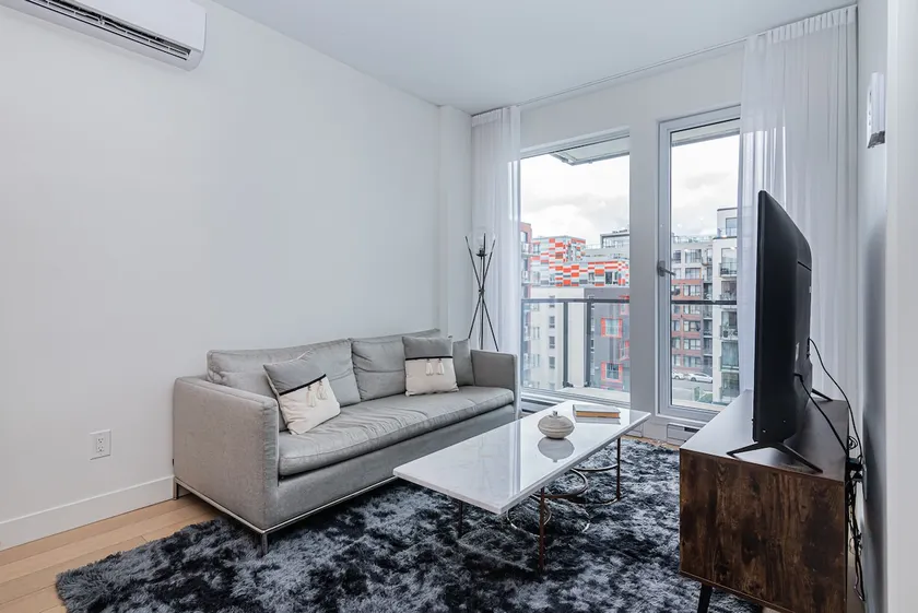 Cozy One Bedroom Condo - Image 1
