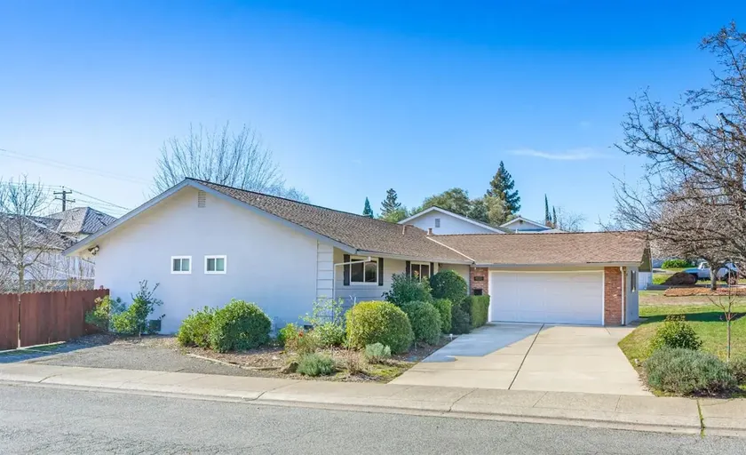 Whole home for all your needs! - Image 1