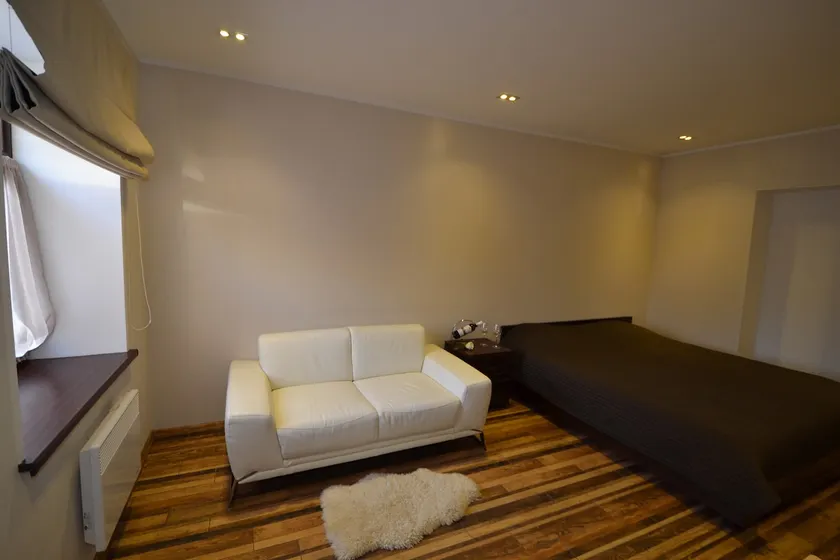 Modern Studio-apartment in the centre - Image 1