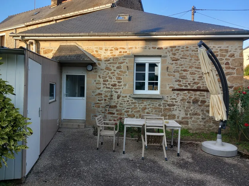 Renovated family home - Image 1