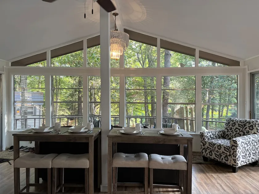 LAKE HOUSE in the WOODS! St. Amos - Image 1