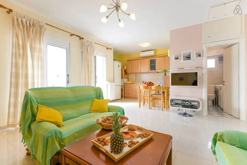 Sun Sea & Views 100m from beach! - Image 1