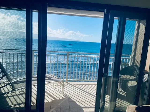 Beautiful Lahaina Roads Condo - Image 1