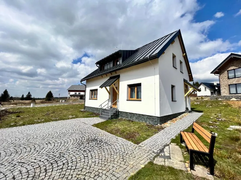 Cubik Boží Dar Apartment - Image 1