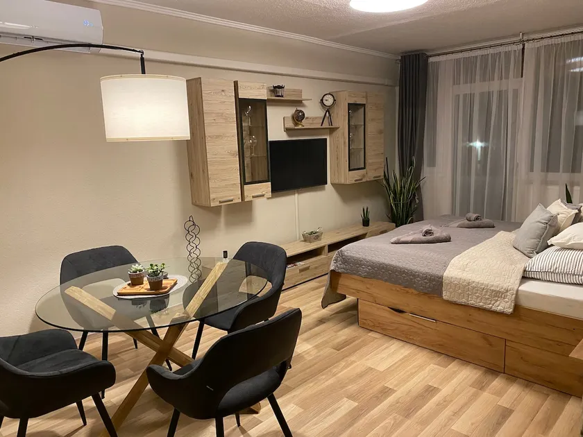 Centrum Apartman - Image 1