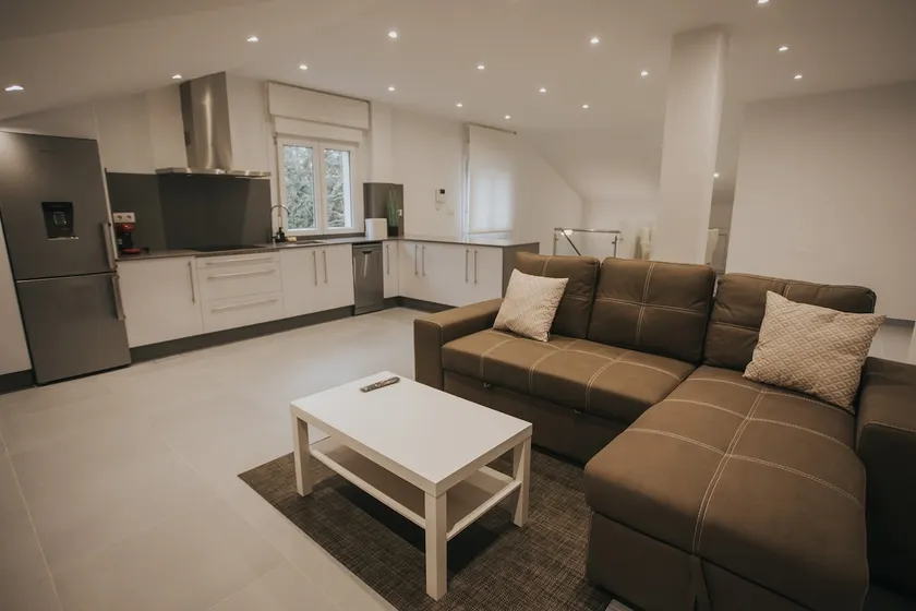 Complete and cozy apartment in A Estrada 3 - Image 1