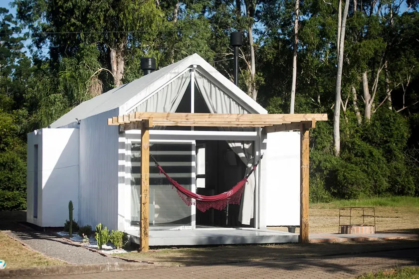 Industrial-style cabin in a rural condominium - Image 1