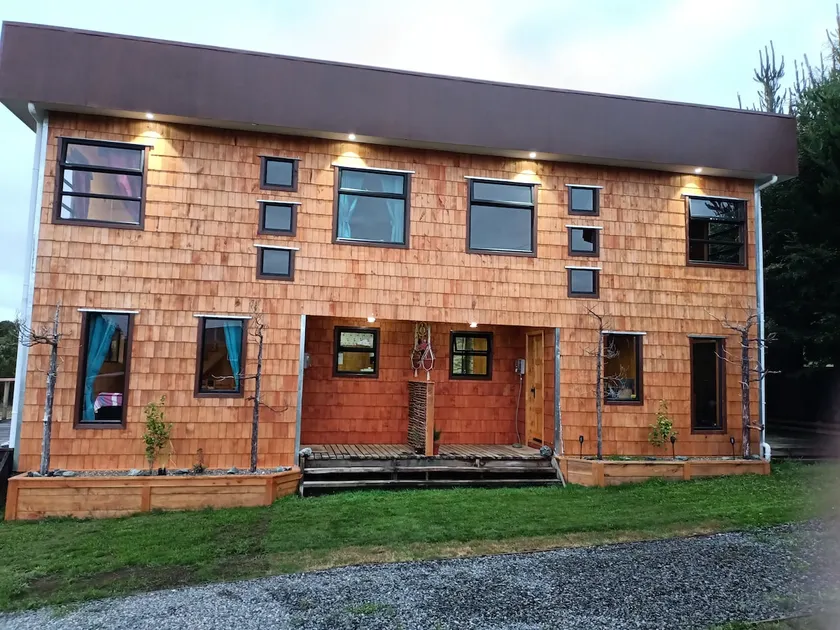 Rayen Apartments and Cabin - Image 1
