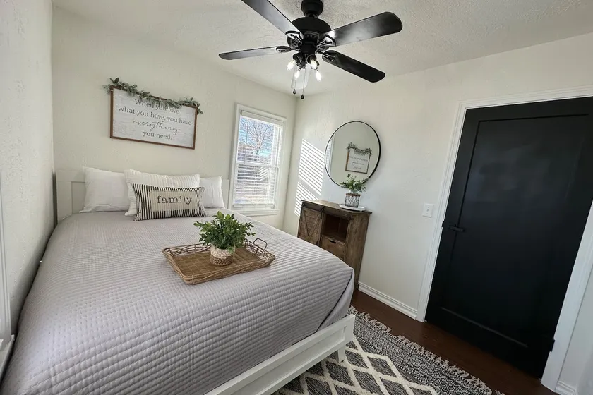 Modern Farmhouse near SWOSU - Image 1