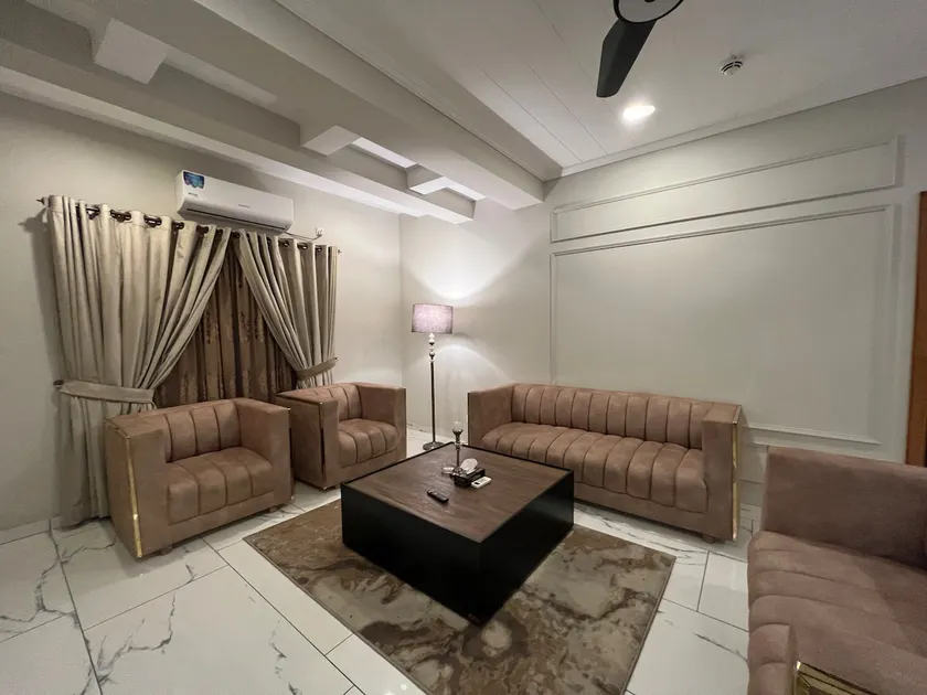 Family Apt w/ AC, Gym, Pool | Secure & Central - Image 1