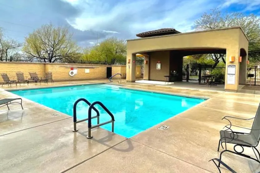 Location! Rillito 3BR home with community pool. - Image 1