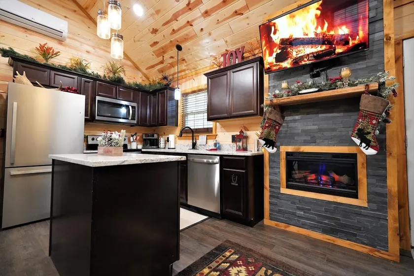 Enjoy spring from a Cozy Cabin - Image 1