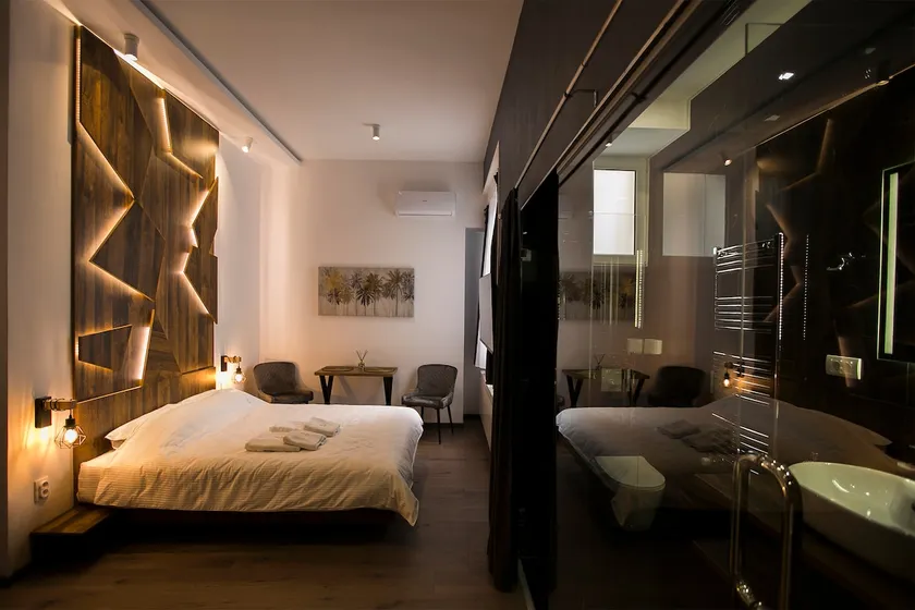 Stylish City Haven - Image 1