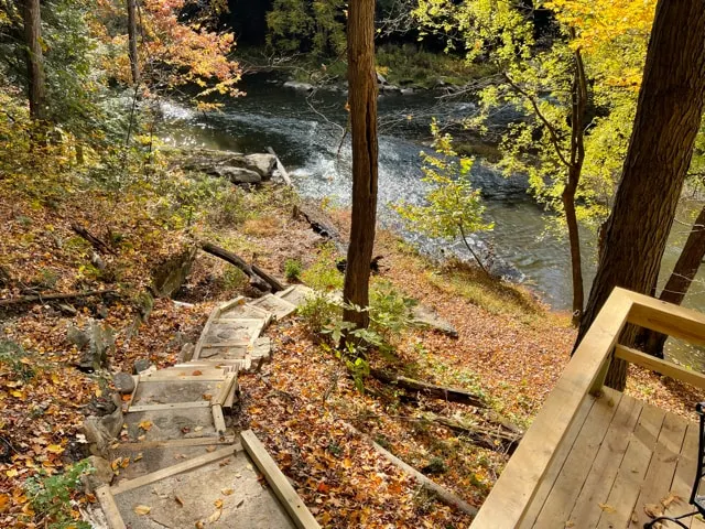 Slippery Rock Cabin - On Creek - 5 beds 2 baths - Image 1