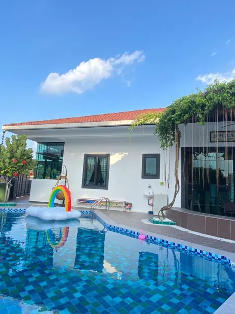 Fairy Retreat Private Pool Cottage IPOH, BBQ, KTV, 15 pax - Image 1