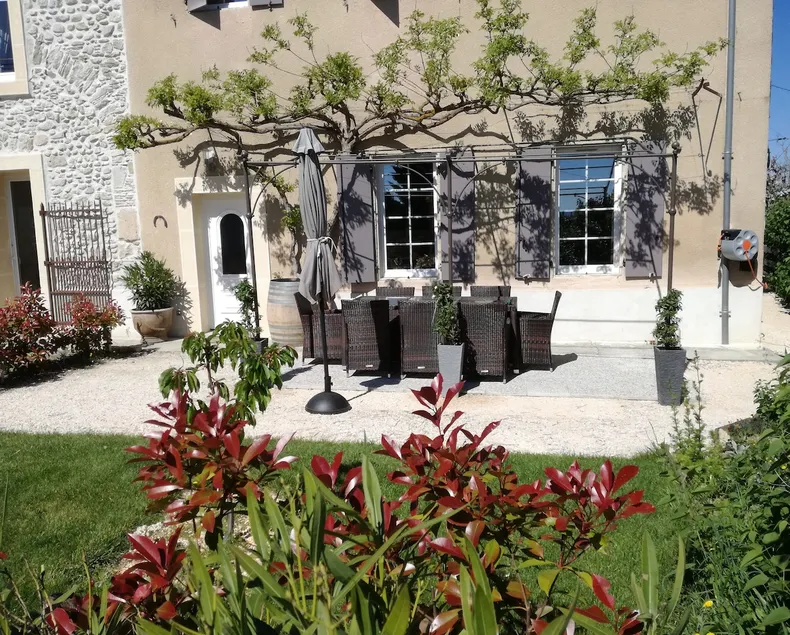 Charm in the heart of the vineyards - Image 1