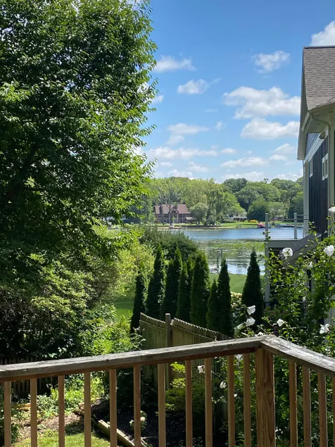 Lake Ridge Cottage-*Close to Beach and Downtown* - Image 1