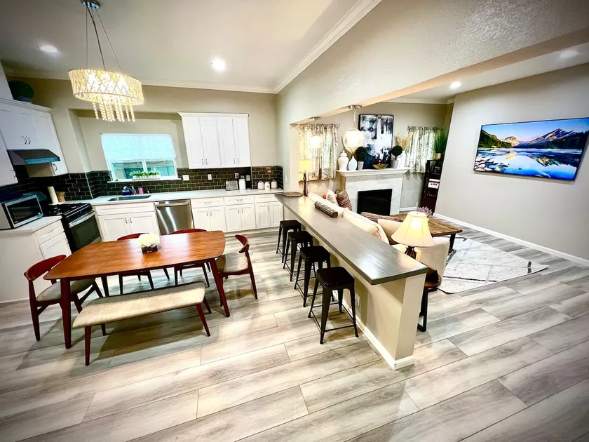 Luxurious & Grand 8 BR at the heart of San Jose - Image 1