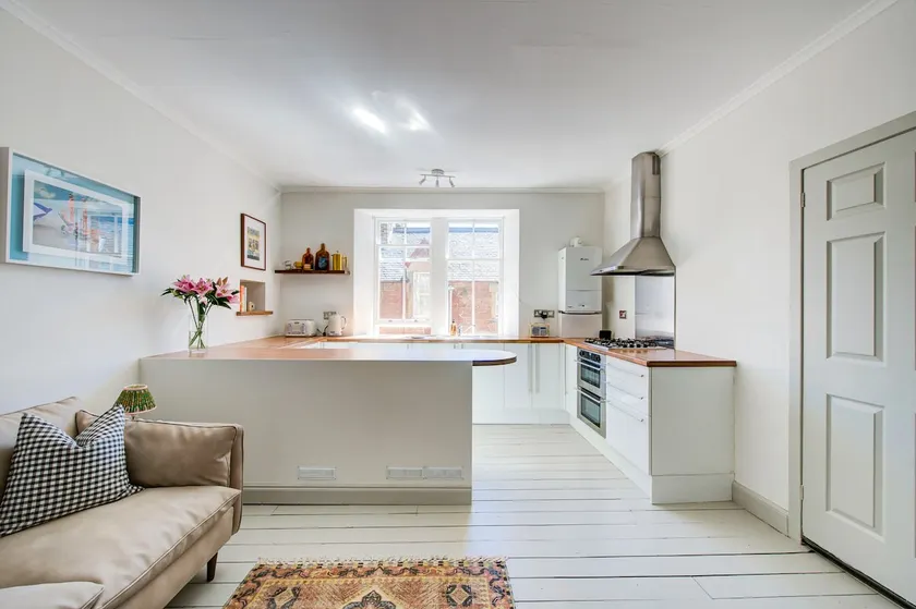 Stylish 1BD Seaside Flat North Berwick - Image 1