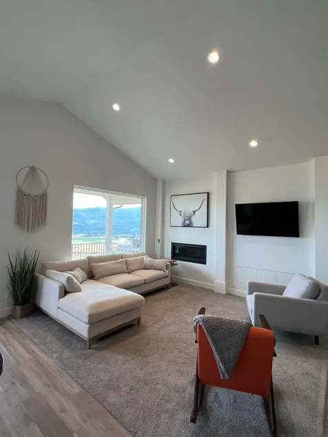 Modern Eden Retreat | Scenic Views, Hot Tub, 5BR - Image 1