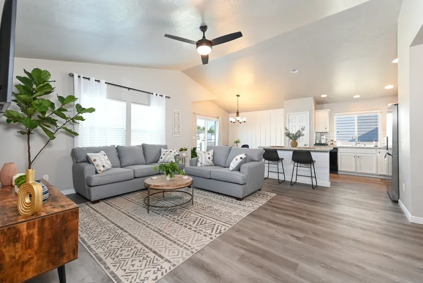 Beautiful New Meridian Home - Image 1