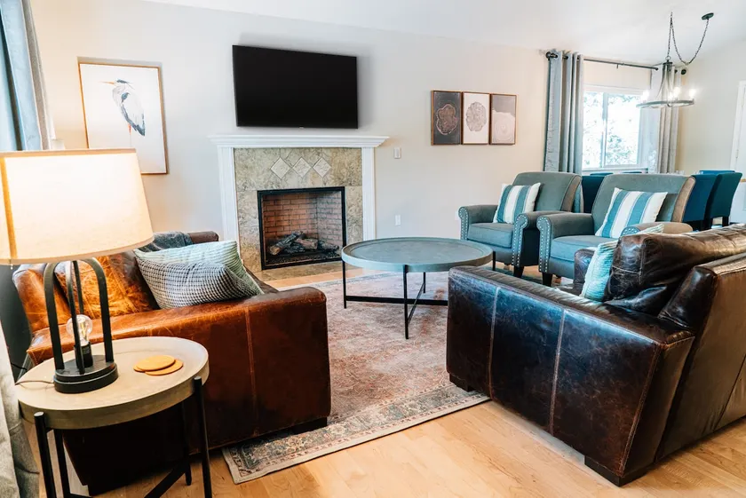 Upscale home with hot tub & backyard oasis! - Image 1