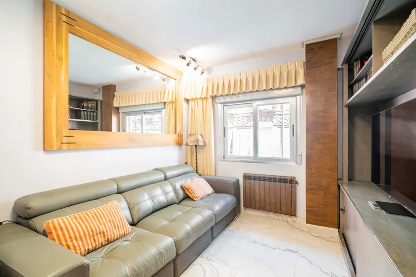 Beautiful flat y Parking near Atocha - Image 1