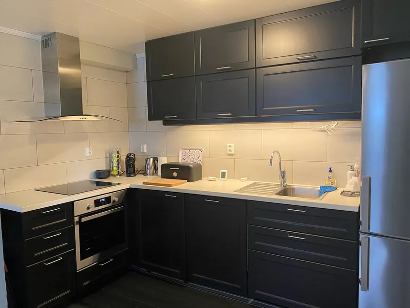 Great newly renovated apartment with 6 beds. - Image 1