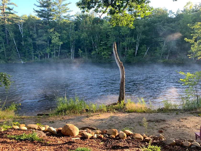 White Mountain Riverside Retreat Great North Woods - Image 1