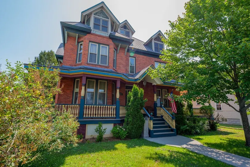 Atv-snowmobile Trail, Close to Marquette, Parking, 9 bedrooms, sleeps 18 People. - Image 1