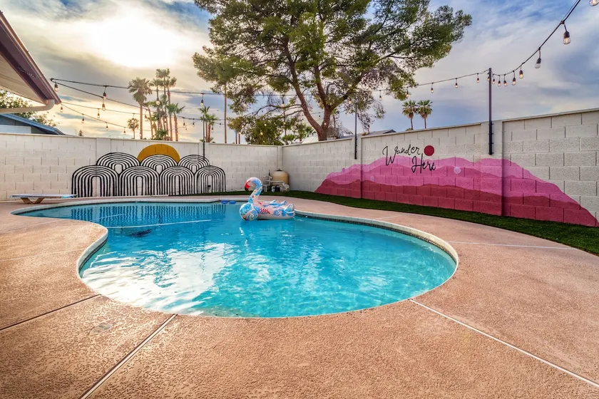 5 Bedroom Pool Paradise For Spring Vacations! - Image 1