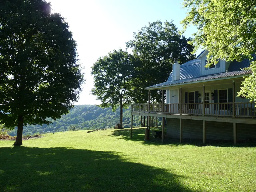 Patriot's Retreat Inspiring Cabin - Image 1