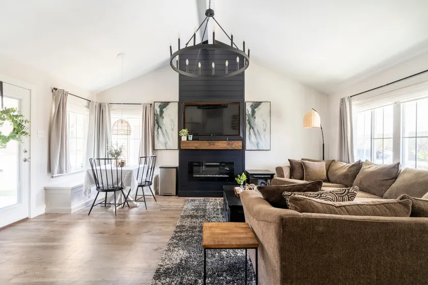 Cozy home with yard - Pearl Cottage - Image 1