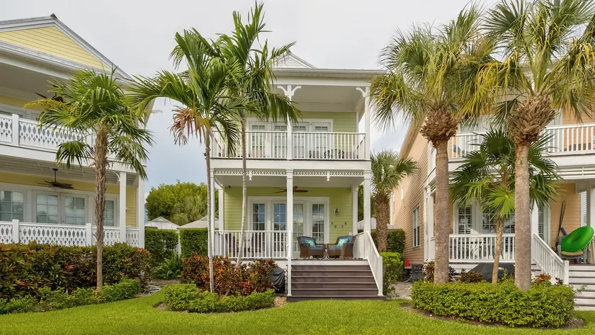 Pristine Islamorada Pool Home with Ocean View and Dockage - Image 1