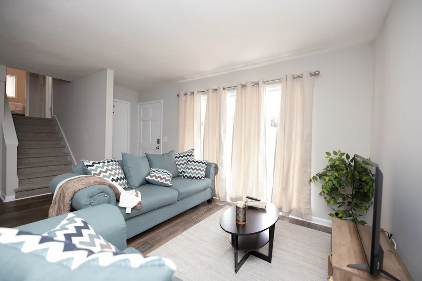 Newly renovated, comfortable, home in N Columbus - Image 1