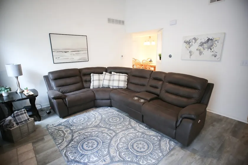 Home Away From Home-3 bedroom 2 bath retreat - Image 1