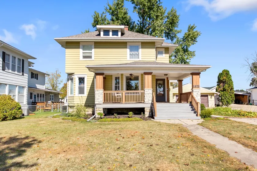 4 Bedroom Historic Charmer Marion Uptown - Image 1