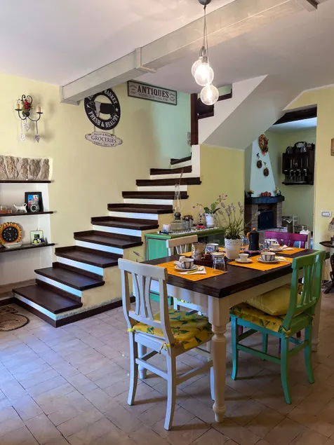 Delightful house immersed in tranquility. - Image 1