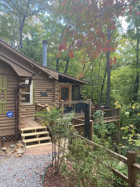 Blue Ridge Cozy Cabin in the Woods w/ Hot Tub! - Image 1